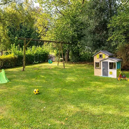 Holiday home Cottage In Ardennes With Jacuzzi, Cleaning Included