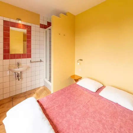 Cottage In Ardennes With Jacuzzi, Cleaning Included Holiday home Ferrieres